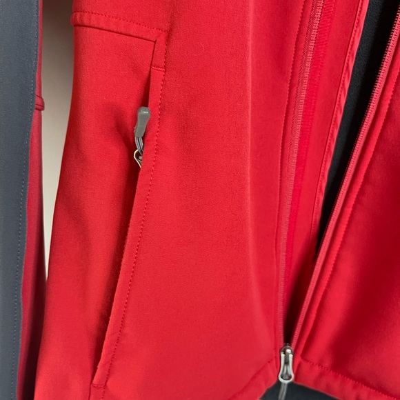 Gently Worn Marmot Windstopper Red and Gray wind Block Soft Shell jacket Small - Picture 3 of 8